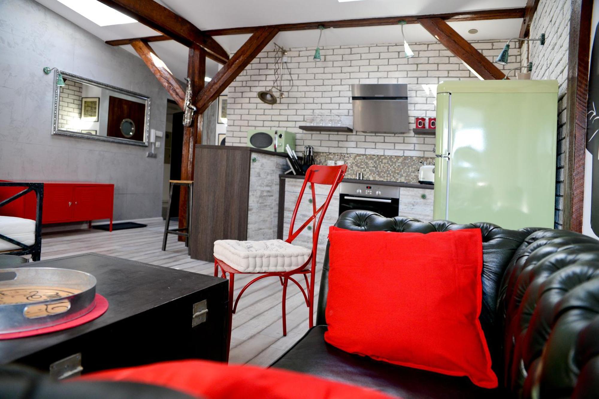In The Attic Unikatowe Apartmenty By Stayly ชเตชชิน ภายนอก รูปภาพ
