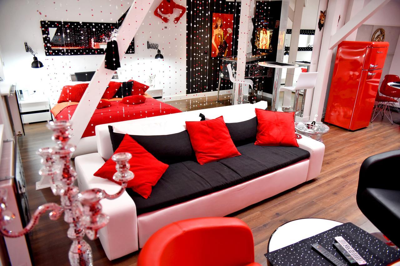 In The Attic Unikatowe Apartmenty By Stayly ชเตชชิน ภายนอก รูปภาพ